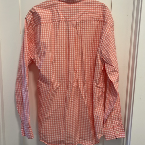 Vineyard Vines button down shirt - Picture 4 of 4